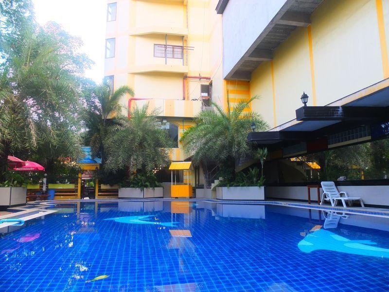 Jomtien Holiday Pattaya Hotel Kültér fotó