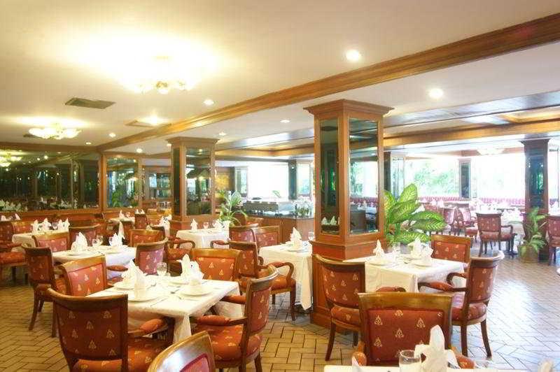 Jomtien Holiday Pattaya Hotel Kültér fotó